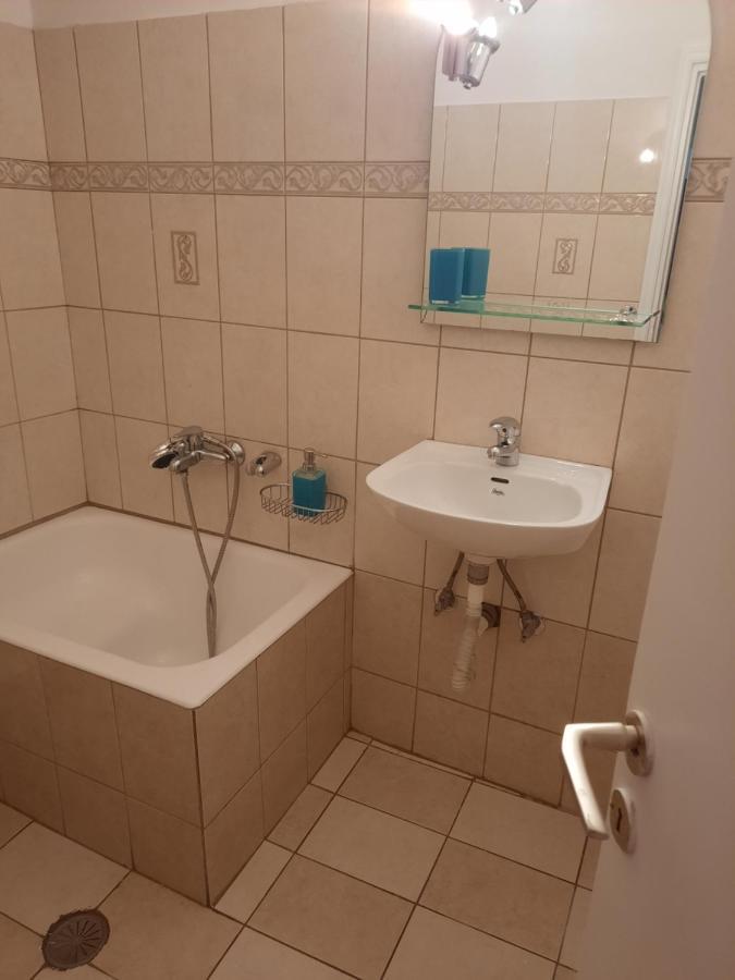 דירות אתונה Lousi House מראה חיצוני תמונה